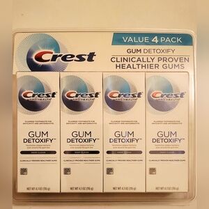 Crest Pro Health Gum Detoxify Toothpaste Deep Clean 4 Pack